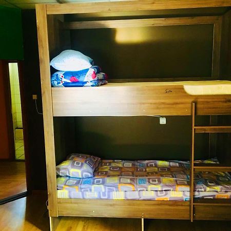 Apelsin Hostel Ałma Ata Zewnętrze zdjęcie