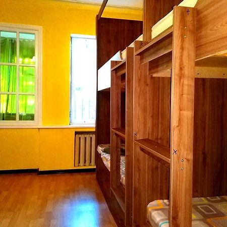 Apelsin Hostel Ałma Ata Zewnętrze zdjęcie