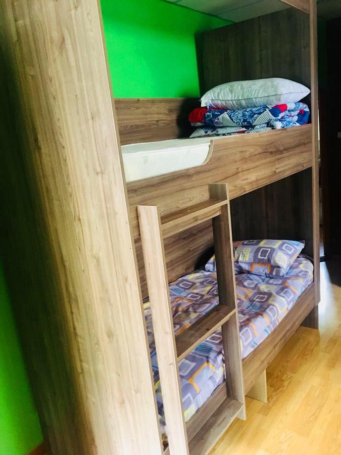 Apelsin Hostel Ałma Ata Zewnętrze zdjęcie