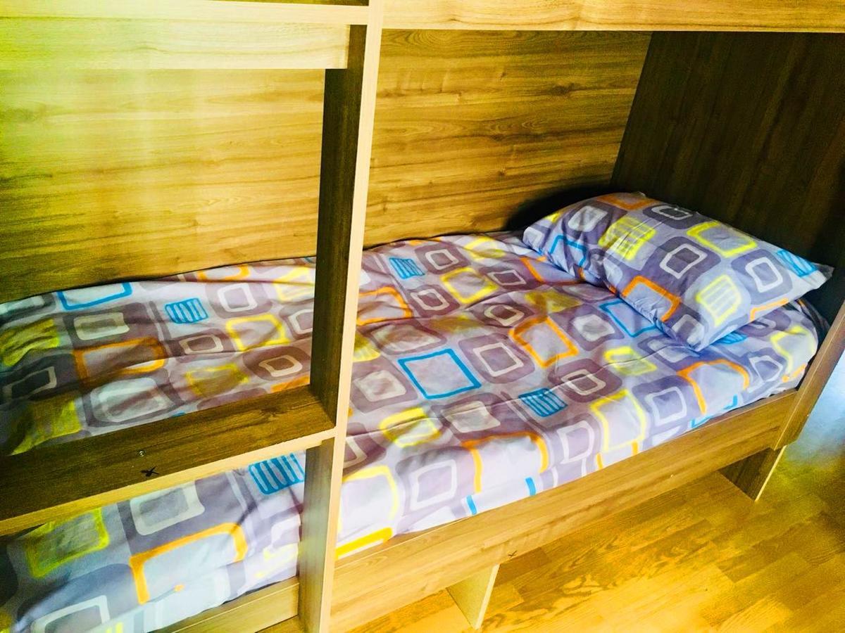 Apelsin Hostel Ałma Ata Zewnętrze zdjęcie